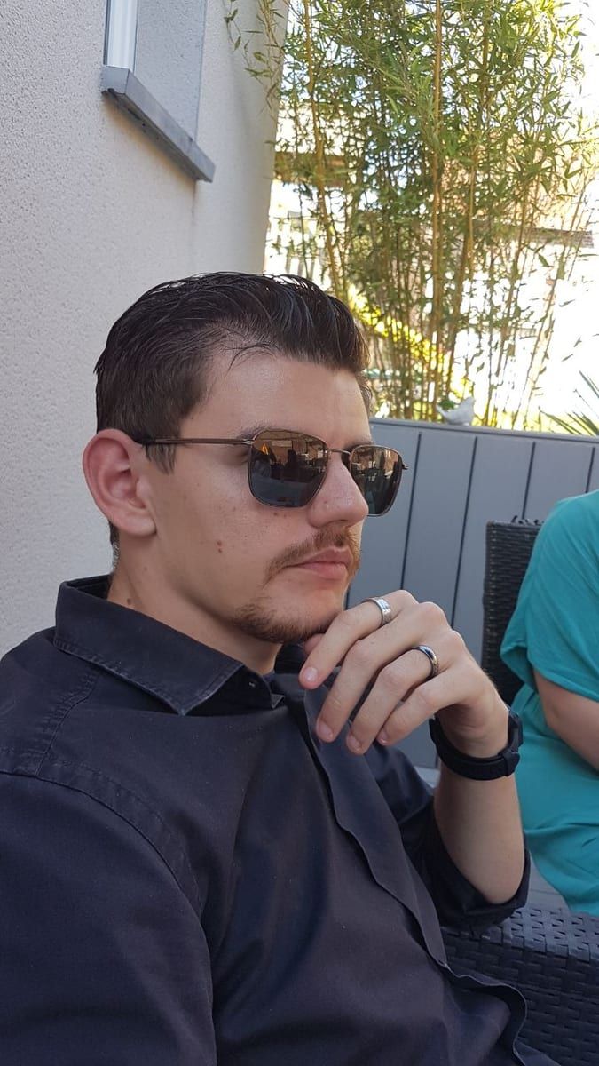 Servais - Rencontre gay à Noflen BE Profil de Servais, 30 ans, Rencontre gay à Noflen BE (Berne)