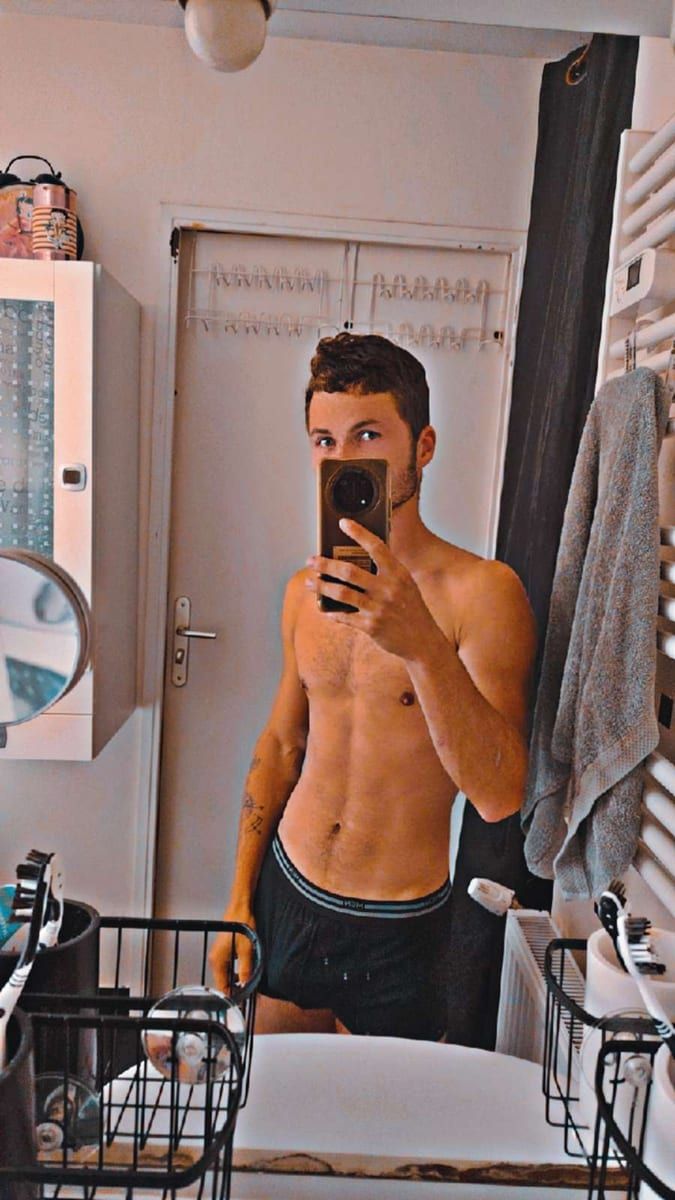 Laurian - Rencontre gay à Häutligen Profil de Laurian, 37 ans, Rencontre gay à Häutligen (Berne)