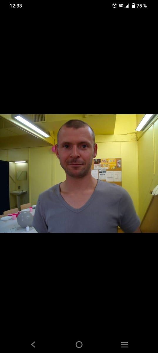 Elohan - Rencontre gay à Bowil Profil de Elohan, 33 ans, Rencontre gay à Bowil (Berne)