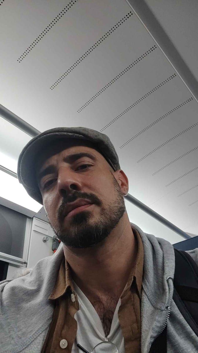 Assim - Rencontre gay à Péry Profil de Assim, 38 ans, Rencontre gay à Péry (Berne)