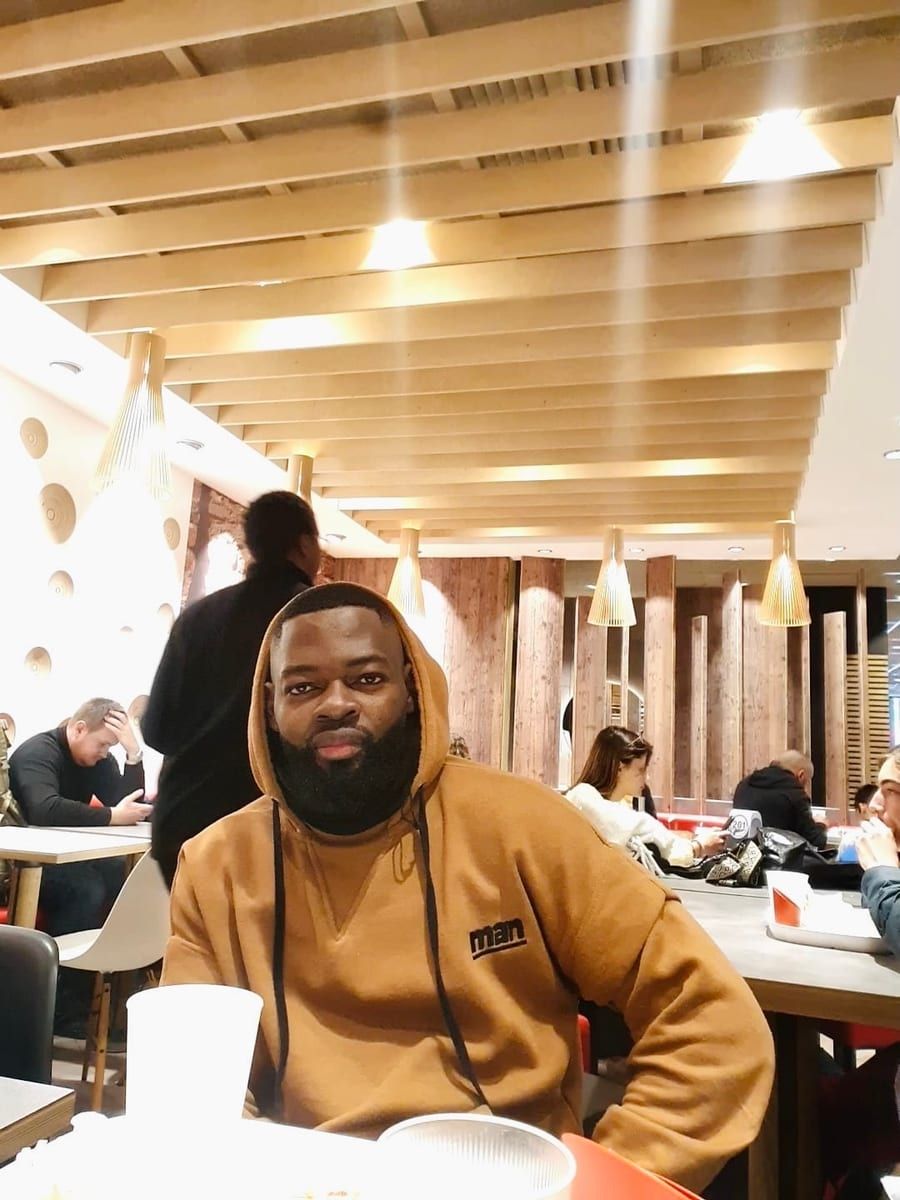 Wadih - Rencontre gay à Achseten Profil de Wadih, 22 ans, Rencontre gay à Achseten (Berne)