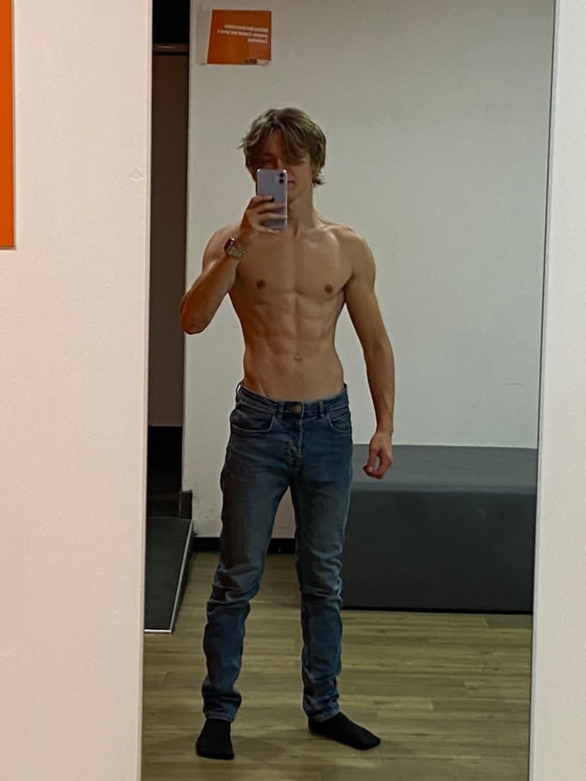 Alla - Rencontre gay à Bowil Profil de Alla, 23 ans, Rencontre gay à Bowil (Berne)