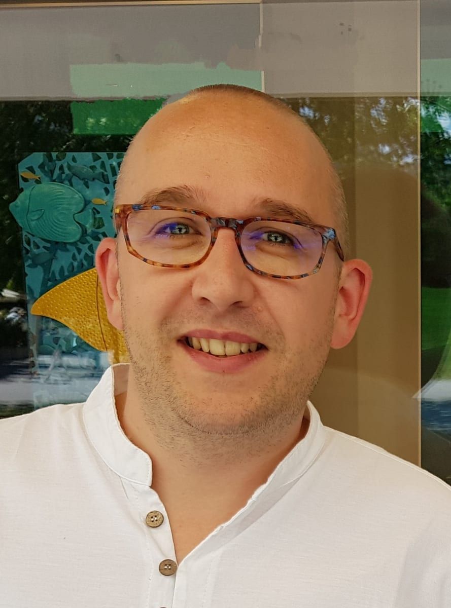 Nima - Rencontre gay à Pohlern Profil de Nima, 41 ans, Rencontre gay à Pohlern (Berne)