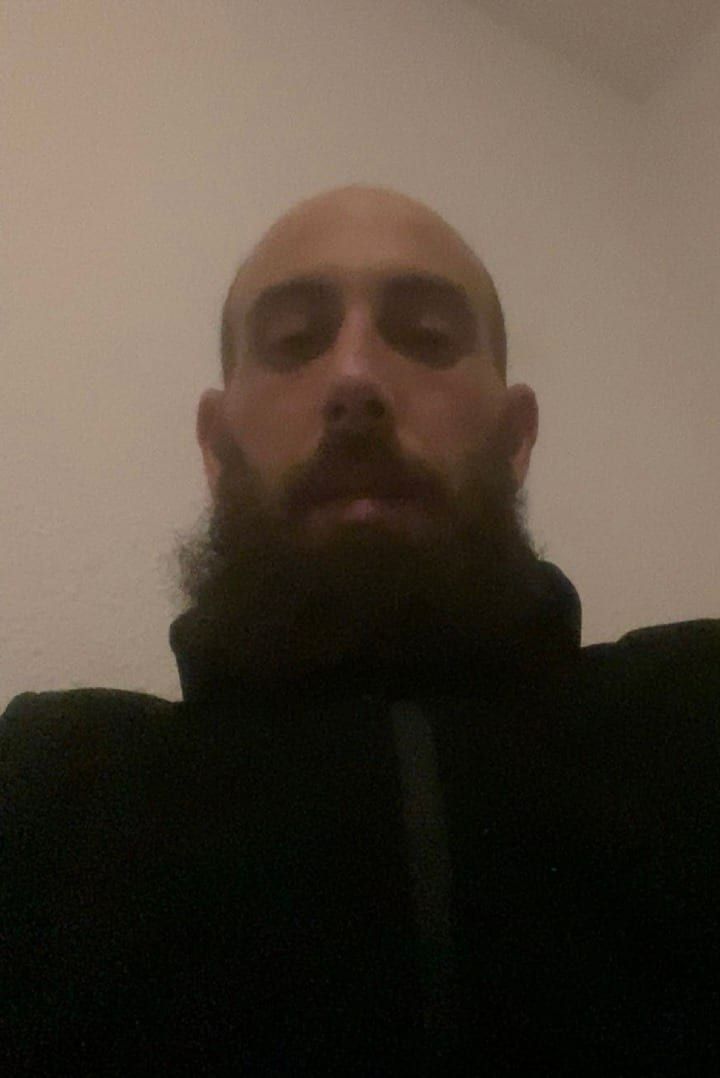 Abdel-kader - Rencontre gay à Zweilütschinen Profil de Abdel-kader, 31 ans, Rencontre gay à Zweilütschinen (Berne)