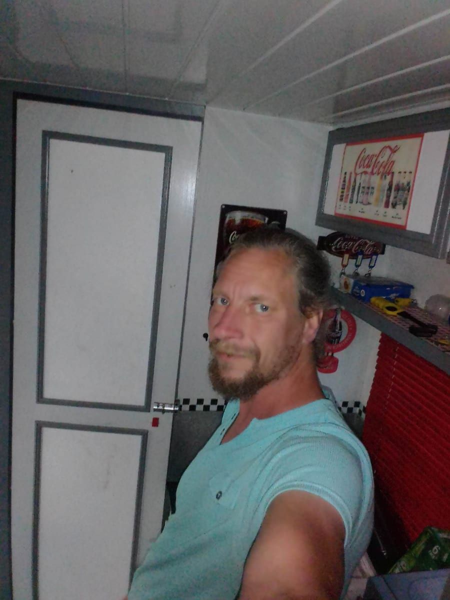 Heol - Rencontre gay à Riedtwil Profil de Heol, 42 ans, Rencontre gay à Riedtwil (Berne)