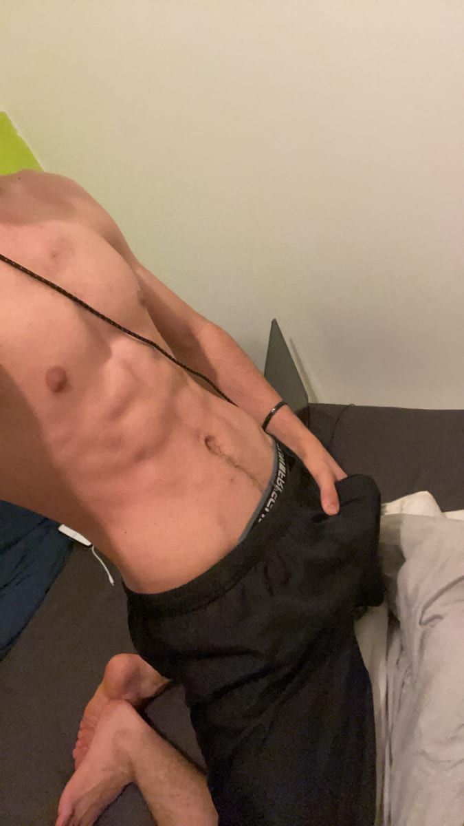 Nathy - Rencontre gay à Mürren Profil de Nathy, 28 ans, Rencontre gay à Mürren (Berne)