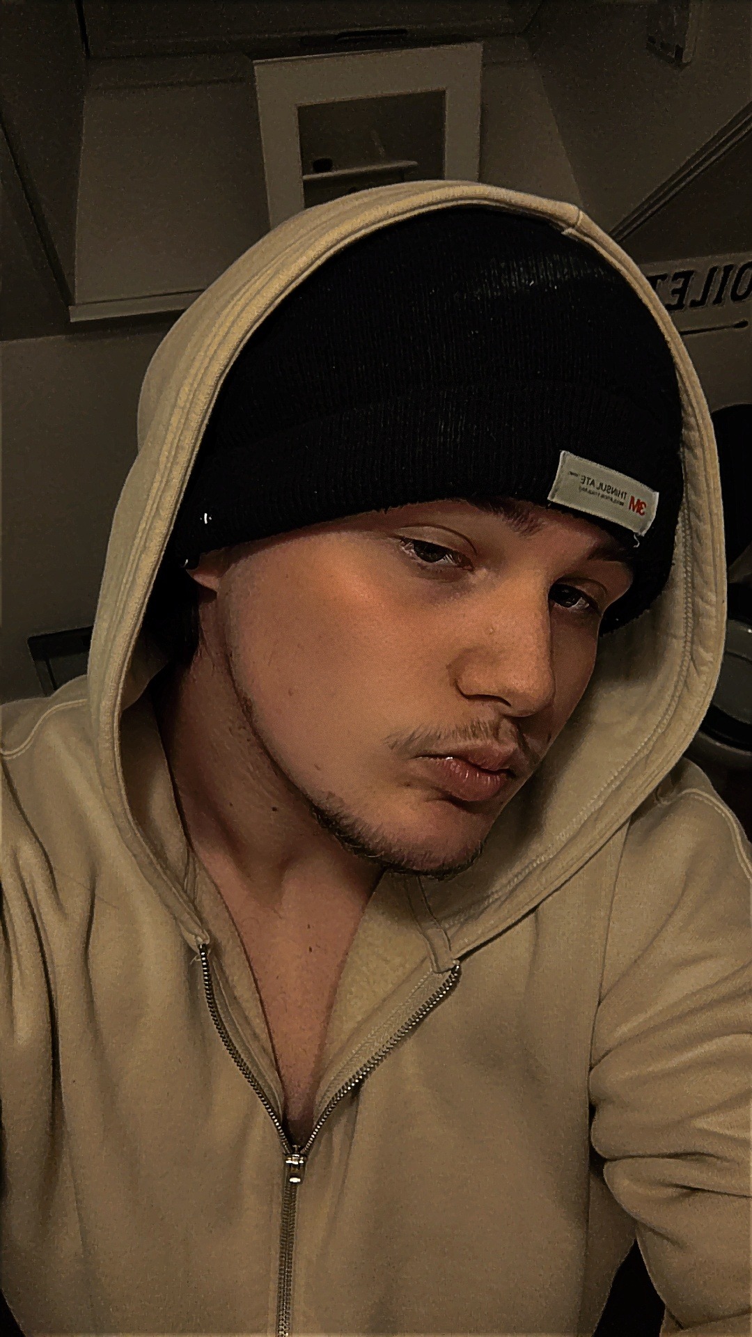 Naoufel - Rencontre gay à Busswil BE Profil de Naoufel, 36 ans, Rencontre gay à Busswil BE (Berne)
